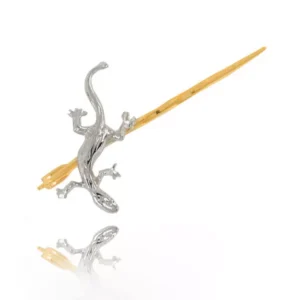 Złota broszka tworzona indywidualnie według zamówienia klienta.