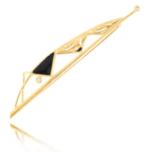 Personalizowana broszka ze złota w trzech kolorach, wykonywana na zamówienie.