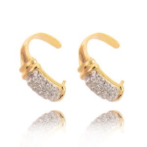 Stylowe kolczyki wykonane z wysokiej jakości złota.