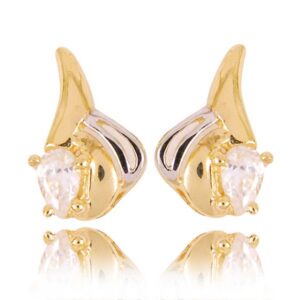 Kobieca biżuteria podkreślająca naturalny blask kamieni.