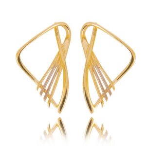 Stylowe kolczyki wykonane z wysokiej jakości złota.