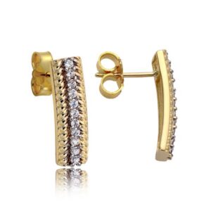 Złote kolczyki o klasycznej i ponadczasowej formie.