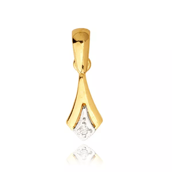 Złoty wisiorek wykonywany specjalnie na zamówienie.