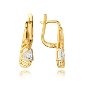 Kobieca biżuteria podkreślająca naturalny blask kamieni.