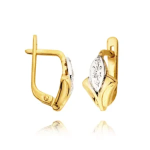 Eleganckie kolczyki ze złota z subtelnym blaskiem kamieni.