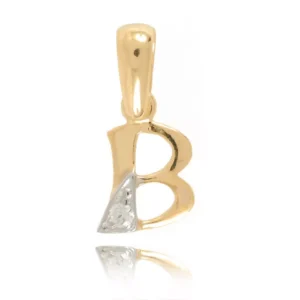 Klasyczna literka ze złota w trzech kolorach.