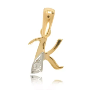 Elegancka zawieszka literka ze złota.