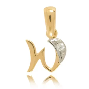 Złoty naszyjnik z literką w wersji personalizowanej.