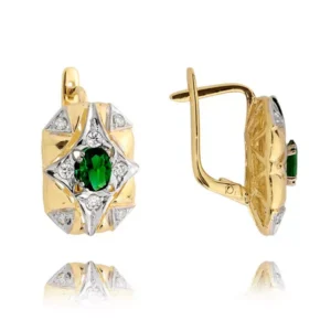 Złote kolczyki łączące elegancję i nowoczesny design.