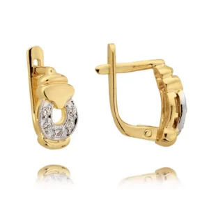 Kobieca biżuteria podkreślająca naturalny blask kamieni.