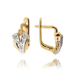 Stylowe kolczyki wykonane z wysokiej jakości złota.