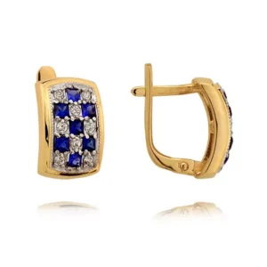 Eleganckie kolczyki ze złota z subtelnym blaskiem kamieni.