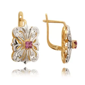 Złote kolczyki o klasycznej i ponadczasowej formie.