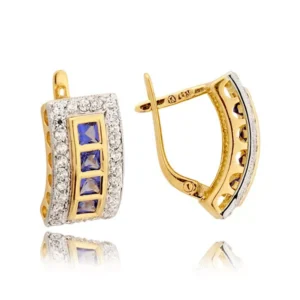 Stylowe kolczyki wykonane z wysokiej jakości złota.