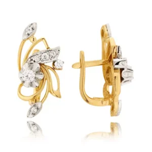 Złote kolczyki łączące elegancję i nowoczesny design.