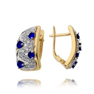 Stylowe kolczyki wykonane z wysokiej jakości złota.