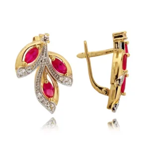 Stylowe kolczyki wykonane z wysokiej jakości złota.