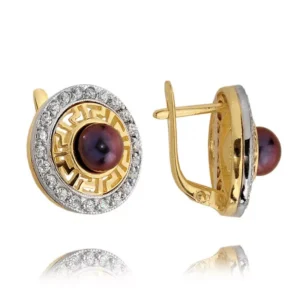 Subtelne kolczyki stworzone z myślą o komforcie noszenia.