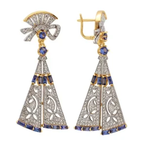 Stylowe kolczyki wykonane z wysokiej jakości złota.