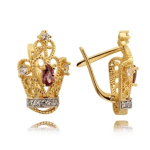 Eleganckie kolczyki ze złota z subtelnym blaskiem kamieni.