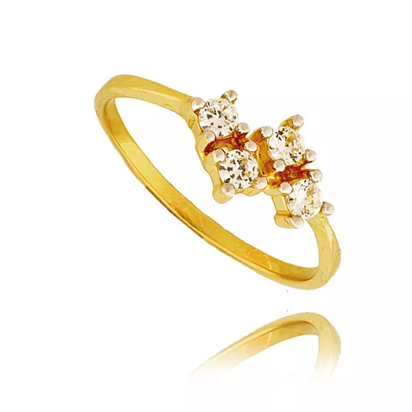 Elegancki pierścionek będący doskonałym dodatkiem do stylizacji.