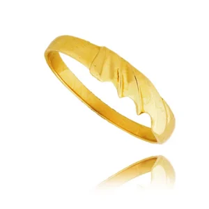 Delikatny pierścionek wykonany z wysokiej jakości złota.