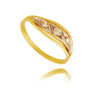 Złoty pierścionek stworzony z myślą o codziennym komforcie.