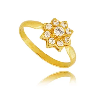 Złoty pierścionek podkreślający subtelny blask kamieni.