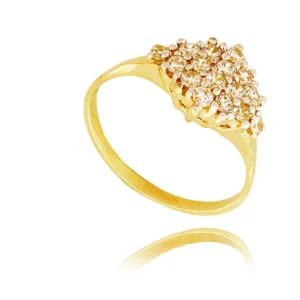 Pierścionek ze złota łączący klasykę z nowoczesnością.