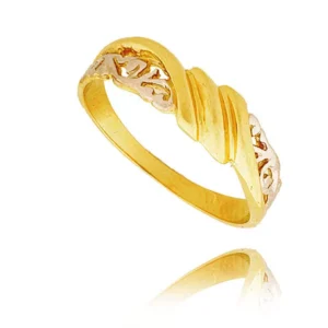 Złoty pierścionek stworzony z myślą o codziennym komforcie.