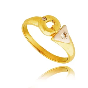 Elegancki pierścionek ze złota o ponadczasowym charakterze.