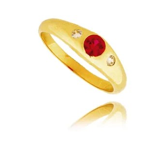 Pierścionek ze złota łączący klasykę z nowoczesnością.