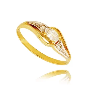 Elegancki pierścionek będący doskonałym dodatkiem do stylizacji.