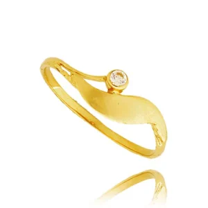 Ponadczasowy pierścionek o luksusowym wyglądzie.