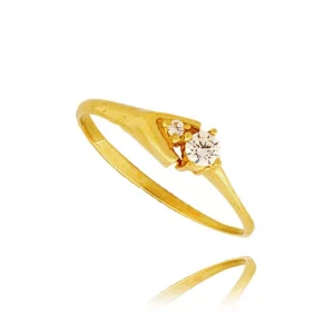 Złoty pierścionek stworzony z myślą o codziennym komforcie.