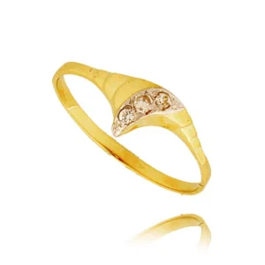 Stylowy pierścionek o eleganckiej i kobiecej formie.