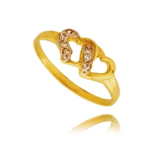 Elegancki pierścionek będący doskonałym dodatkiem do stylizacji.