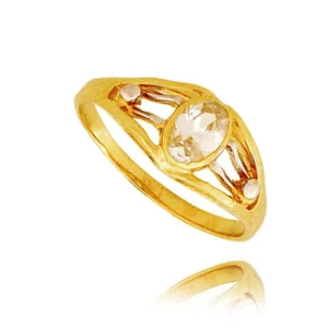 Pierścionek ze złota łączący klasykę z nowoczesnością.