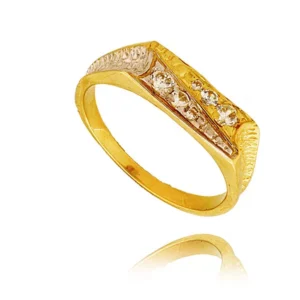 Elegancki pierścionek ze złota o ponadczasowym charakterze.