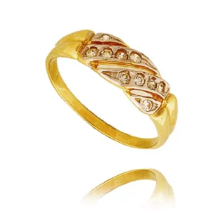 Ponadczasowy pierścionek o luksusowym wyglądzie.