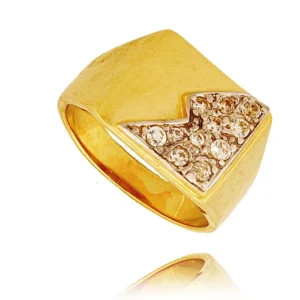 Złoty pierścionek stworzony z myślą o codziennym komforcie.