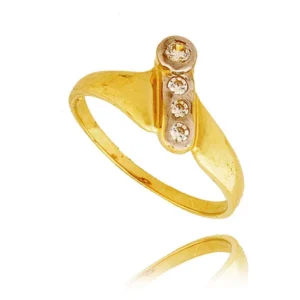 Delikatny pierścionek wykonany z wysokiej jakości złota.