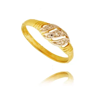 Elegancki pierścionek ze złota o ponadczasowym charakterze.