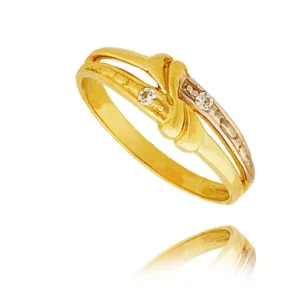 Elegancki pierścionek będący doskonałym dodatkiem do stylizacji.