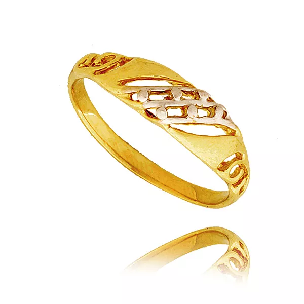 Delikatny pierścionek wykonany z wysokiej jakości złota.