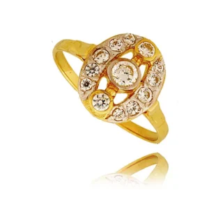 Złoty pierścionek podkreślający subtelny blask kamieni.