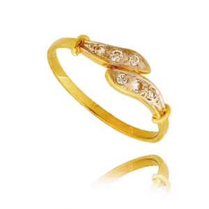 Stylowy pierścionek o eleganckiej i kobiecej formie.