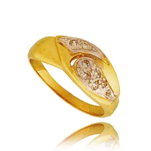 Złoty pierścionek stworzony z myślą o codziennym komforcie.