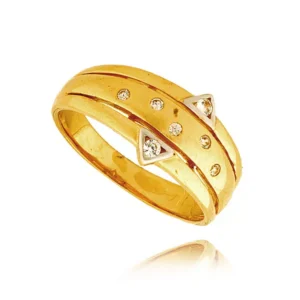 Pierścionek ze złota łączący klasykę z nowoczesnością.