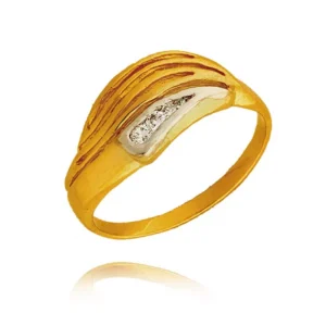 Pierścionek ze złota łączący klasykę z nowoczesnością.